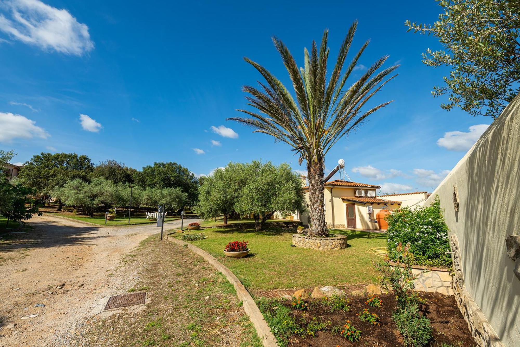 Residenza Parco Degli Ulivi Villa Villamassargia Luaran gambar